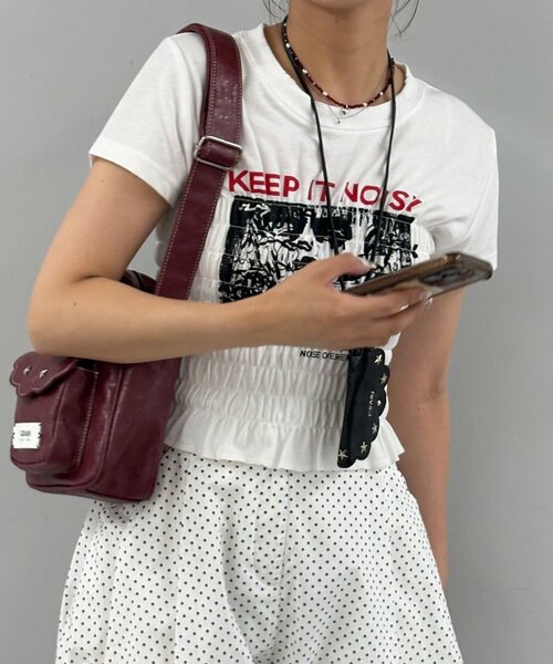 CIAOPANIC(チャオパニック)の「シャーリングプリントTシャツ(Tシャツ/カットソー・レディース・ブラック/ホワイト/チャコールグレー・ONE SIZE)」の4枚目の写真