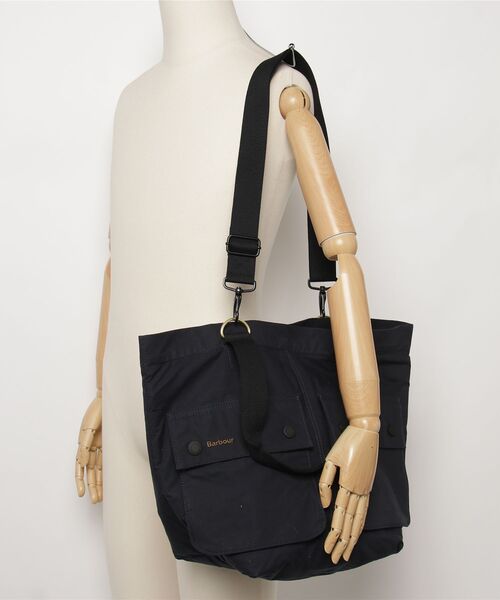 Barbour（バブアー）の「【Barbour】barbour transport carry all tote bag（トートバッグ・メンズ・ネイビー・FREE）」の5枚目の写真