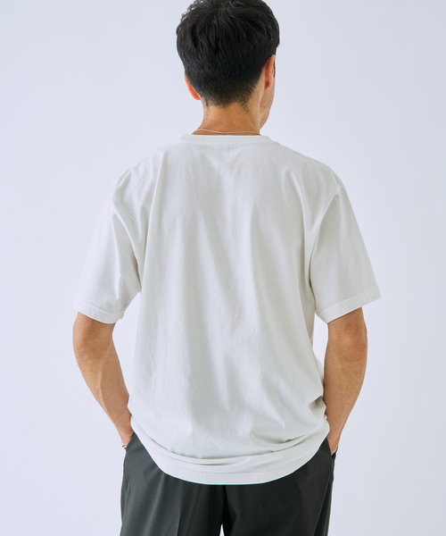 EDIFICE（エディフィス）の「Le Petit Nicolas (プチ・ニコラ) 別注 FADE Tシャツ（Tシャツ/カットソー・メンズ・ブラック/チャコールグレー/グレー/ホワイト/ホワイト系その他/パープル・MEDIUM/LARGE）」の14枚目の写真
