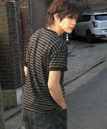 EXCONTAINER（エックスコンテナ）の「[クロップ] リブストライプハーフリンガーTシャツ (チャコールグレー)（Tシャツ/カットソー）」