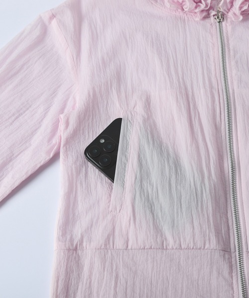 AMELY(エミリー)の「フードフリル シアーパーカー(パーカー・レディース・ベージュ/アイボリー/ブラック/ピンク・フリー)」の20枚目の写真