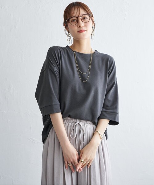 ikka(イッカ)の「【接触冷感】スウェットライク裾ラウンドプルオーバー(Tシャツ/カットソー・レディース・オリーブ/チャコール/ベージュ・L/M)」の5枚目の写真