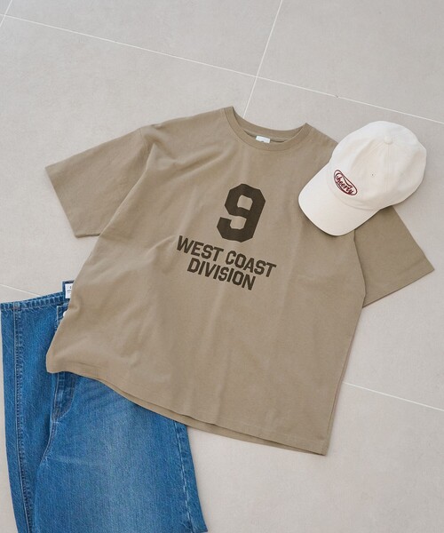 coen(コーエン)の「【汗染み軽減】アソートナンバリングロゴプリント オーバーサイズゆるTシャツ(Tシャツ/カットソー・レディース・ダークグレー/ナチュラル/ベージュ・L/M)」の2枚目の写真