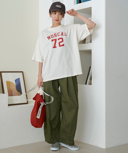 coen(コーエン)の「【汗染み軽減】アソートナンバリングロゴプリント オーバーサイズゆるTシャツ(Tシャツ/カットソー・レディース・ダークグレー/ナチュラル/ベージュ・L/M)」の13枚目の写真