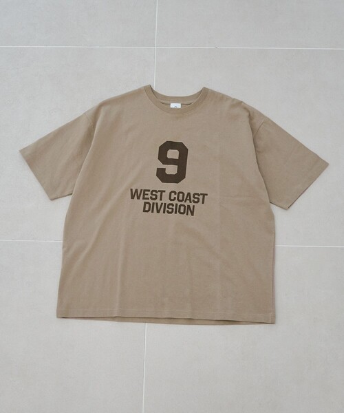 coen(コーエン)の「【汗染み軽減】アソートナンバリングロゴプリント オーバーサイズゆるTシャツ(Tシャツ/カットソー・レディース・ダークグレー/ナチュラル/ベージュ・L/M)」の18枚目の写真