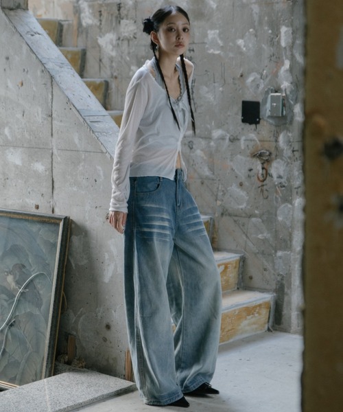 Haze Reverie(ヘイズレヴァリー)の「ダブルラインワイドバギーデニムパンツ(デニムパンツ・レディース・ブルー・SMALL/MEDIUM/LARGE)」の4枚目の写真
