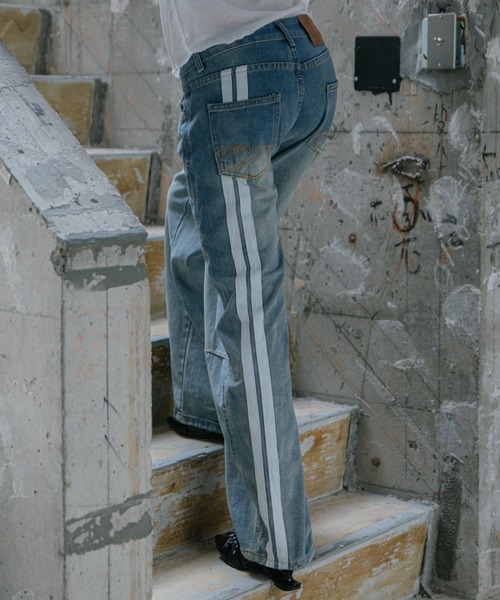 Haze Reverie(ヘイズレヴァリー)の「ダブルラインワイドバギーデニムパンツ(デニムパンツ・レディース・ブルー・SMALL/MEDIUM/LARGE)」の2枚目の写真