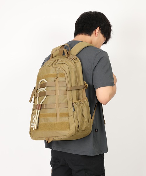 S'more(スモア)の「Urban Loop Backpack(バックパック/リュック・メンズ・Beige/Black・FREE)」の4枚目の写真
