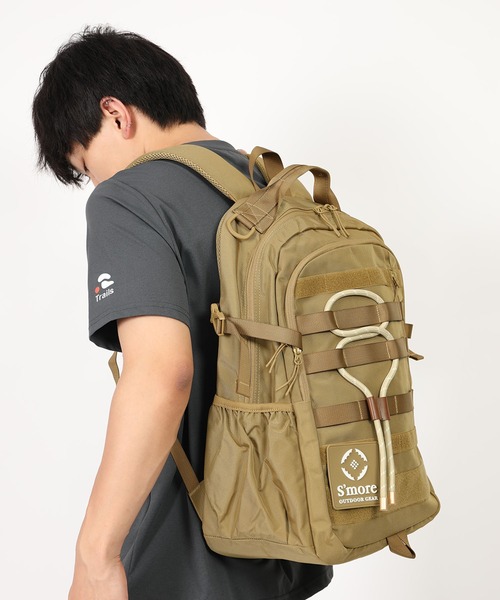 S'more(スモア)の「Urban Loop Backpack(バックパック/リュック・メンズ・Beige/Black・FREE)」の8枚目の写真