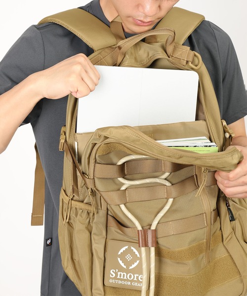 S'more(スモア)の「Urban Loop Backpack(バックパック/リュック・メンズ・Beige/Black・FREE)」の9枚目の写真