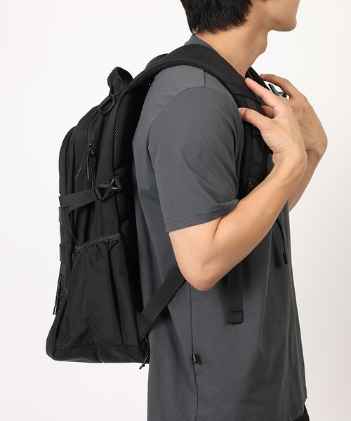 S'more(スモア)の「Urban Loop Backpack(バックパック/リュック・メンズ・Beige/Black・FREE)」の11枚目の写真