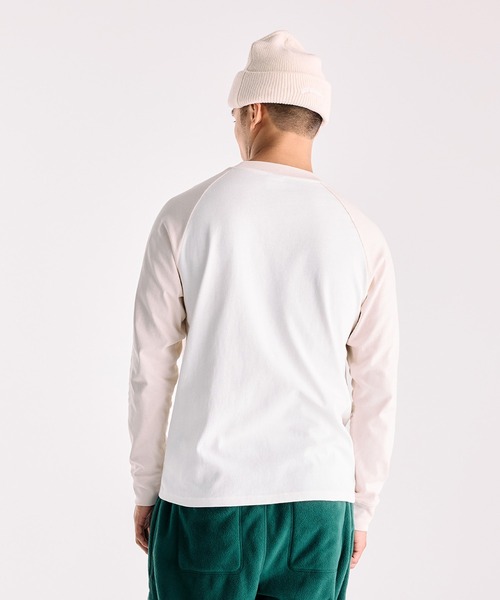 NEW BALANCE(ニューバランス)の「大谷翔平シグネチャーラグランロングスリーブTシャツ(Tシャツ/カットソー・メンズ・アイボリー/カーキブラウン・MEDIUM/X-LARGE/LARGE/XXX-LARGE/XX-LARGE/SMALL)」の3枚目の写真