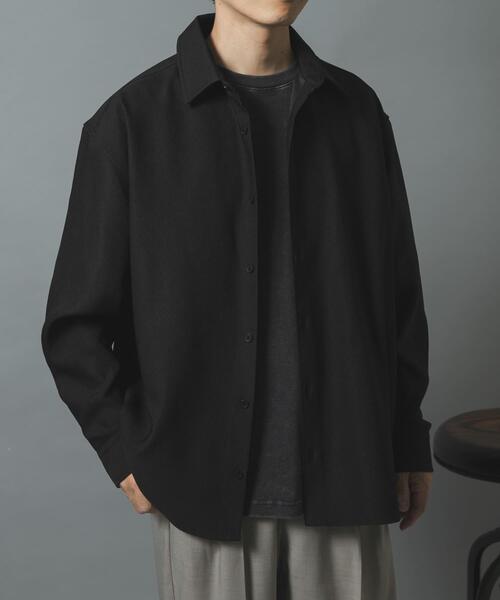 ITEMS URBANRESEARCH(アイテムズ アーバンリサーチ)の「『イージーケア』ストレッチデニムライク レギュラーカラーシャツ(シャツ/ブラウス・メンズ・ブラック/ネイビー・MEDIUM/LARGE)」の4枚目の写真
