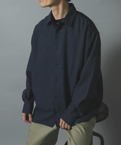 ITEMS URBANRESEARCH(アイテムズ アーバンリサーチ)の「『イージーケア』ストレッチデニムライク レギュラーカラーシャツ(シャツ/ブラウス・メンズ・ブラック/ネイビー・MEDIUM/LARGE)」の13枚目の写真