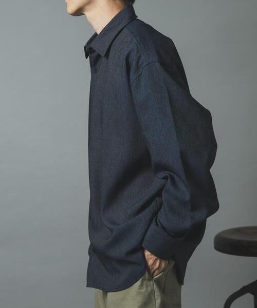 ITEMS URBANRESEARCH(アイテムズ アーバンリサーチ)の「『イージーケア』ストレッチデニムライク レギュラーカラーシャツ(シャツ/ブラウス・メンズ・ブラック/ネイビー・MEDIUM/LARGE)」の15枚目の写真