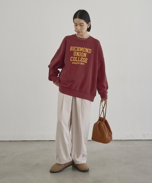 PENNEYS(ぺニーズ)の「【Penneys(ぺニーズ)別注】カレッジロゴ アソートプリント裏毛スウェット(スウェット・レディース・ダークグレー/ワインレッド/ナチュラル・FREE)」の19枚目の写真
