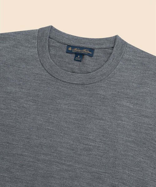 BROOKS BROTHERS(ブルックスブラザーズ)の「メリノウール クルーネックセーター(ニット/セーター・メンズ・バーガンディー/グレー・MEDIUM/LARGE/SMALL)」の4枚目の写真