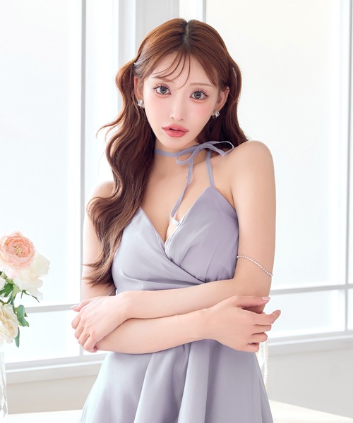 DAZZY(デイジー)の「AラインビジューチェーンAラインミニ丈キャバドレス(ドレス・レディース・ホワイト系/グレー・XS/S/M)」の2枚目の写真