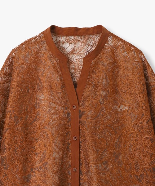 MAYSON GREY(メイソングレイ)の「【40周年限定】ペイズリーレースクロップドシャツ(シャツ/ブラウス・レディース・ブラウン・M)」の9枚目の写真