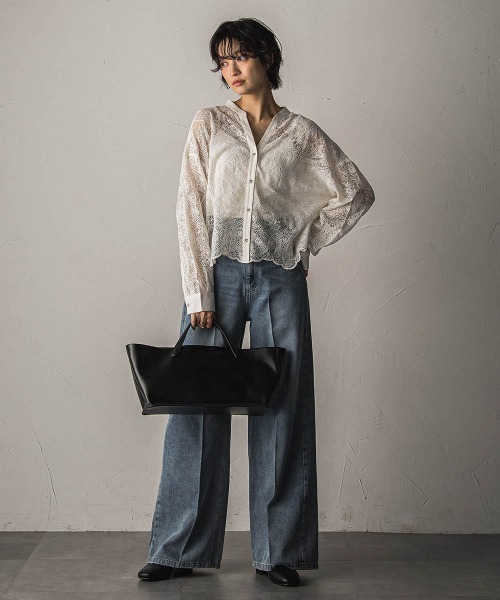 MAYSON GREY(メイソングレイ)の「【40周年限定】ペイズリーレースクロップドシャツ(シャツ/ブラウス・レディース・ブラウン・M)」の3枚目の写真