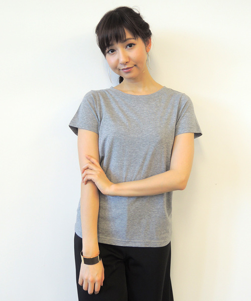 N.（N. Natural Beauty Basic）（エヌエヌナチュラルビューティーベーシック）の「BASIC Tシャツ（Tシャツ/カットソー・レディース・ホワイト/ホワイト系その他/ダークネイビー/ブラック/カーキ/グレー・MEDIUM）」の4枚目の写真