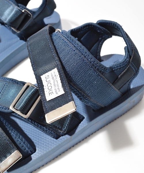 suicoke（スイコック）の「SUICOKE: KISEE-V NAVY□（サンダル）」 - WEAR