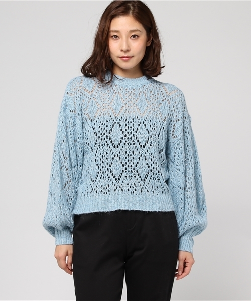 SLY(スライ)の「バル-ンSLEEVE カギ編み HG TOPS(ニット/セーター・レディース・ライトブルー/オフホワイト/ベージュ・FREE)」の4枚目の写真