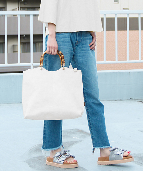 UR SELECT(ユーアールセレクト)の「バンブートートBAG(トートバッグ・レディース・ホワイト/ピンク/グレー/ベージュ/ブラック/ライトブルー/チャコールグレー/ネイビー/イエロー/グリーン/レッド・FREE)」の2枚目の写真