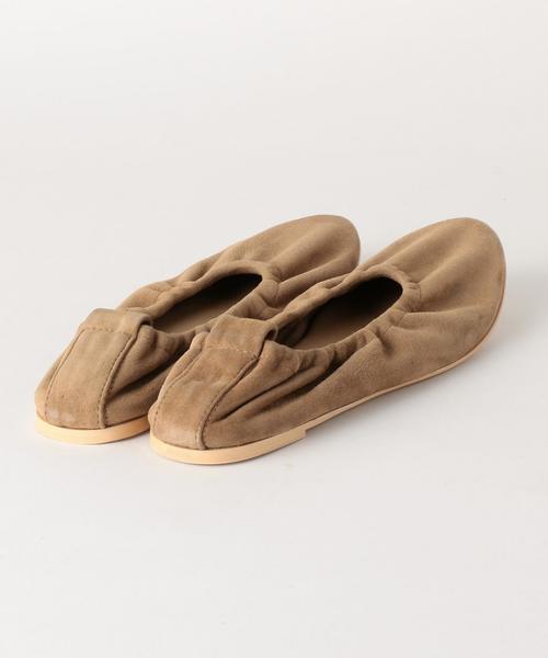 green label relaxing（グリーンレーベルリラクシング）の「CF ギャザーFLTシューズ ◆（その他シューズ・レディース・ベージュ/ライトグレー/ブラック・37(23.5)/38(24.5)/36(22.5)）」の4枚目の写真