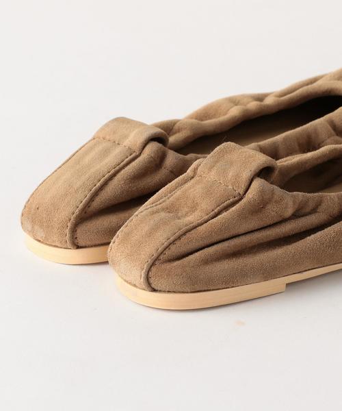 green label relaxing（グリーンレーベルリラクシング）の「CF ギャザーFLTシューズ ◆（その他シューズ・レディース・ベージュ/ライトグレー/ブラック・37(23.5)/38(24.5)/36(22.5)）」の6枚目の写真