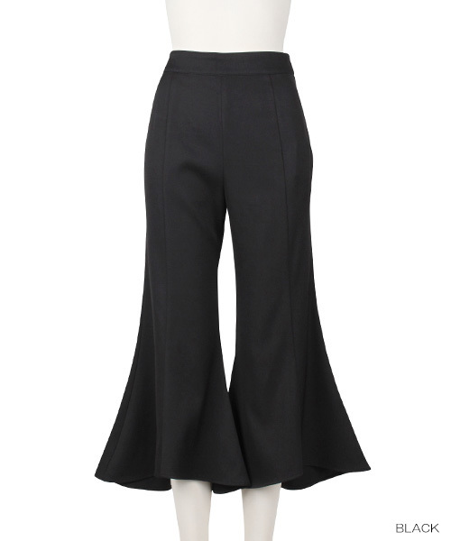 RANDA(ランダ)の「クロップドフレアパンツ(その他パンツ・レディース・ブラック/チェック/ワイン・2/0/1)」の2枚目の写真