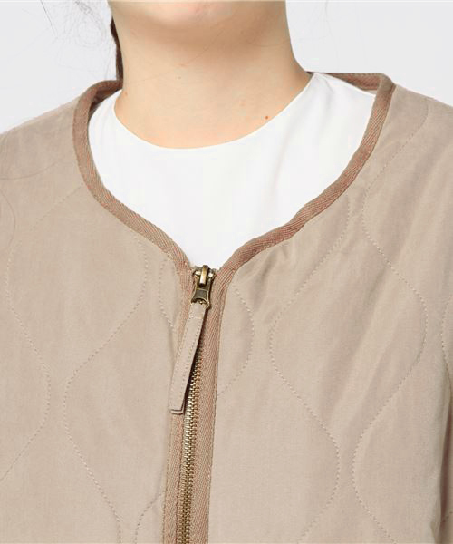 notch.(ノッチ)の「ノーカラーキルティングコート (その他アウター・レディース・カーキオリーブ/キャメル/ネイビー・L/M)」の6枚目の写真