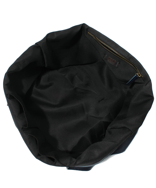 BEAMS（ビームス）の「【WEB限定】 BEAMS / SOLID レザー トートバッグ 