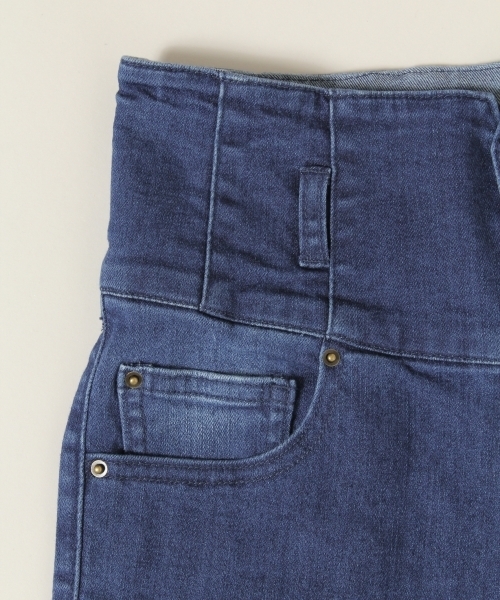 PAGEBOY（ページボーイ）の「ハイウエストスキニーデニム（デニムパンツ・レディース・ブルー/ネイビー/ブラック・LARGE/MEDIUM/SMALL）」の14枚目の写真