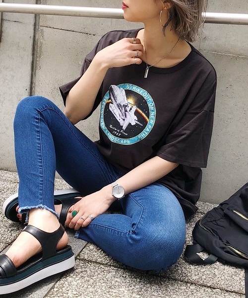 PAGEBOY（ページボーイ）の「ハイウエストスキニーデニム（デニムパンツ・レディース・ブルー/ネイビー/ブラック・LARGE/MEDIUM/SMALL）」の11枚目の写真