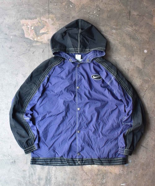 Nike ナイキ の ヴィンテージ古着 90 S Nike ナイキ フルスナップ ナイロンパーカー ナイロンジャケット Wear