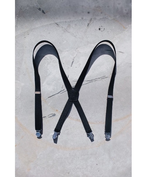 DEPT(デプト)の「LEATHER PATCH SUSPENDER(サスペンダー)」|ブラック