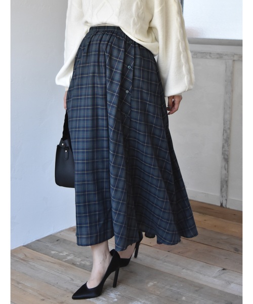 LHELBIE（レルビエ）の「サイドスリットボタンチェックボリュームスカート（スカート・レディース・ネイビー/イエロー/レッド・M）」の12枚目の写真