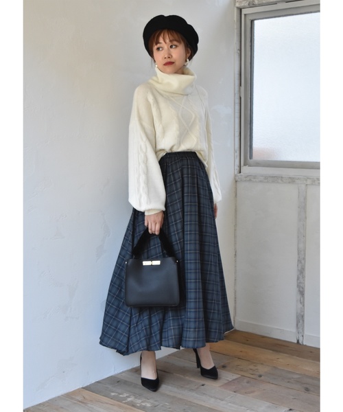 LHELBIE（レルビエ）の「サイドスリットボタンチェックボリュームスカート（スカート・レディース・ネイビー/イエロー/レッド・M）」の11枚目の写真