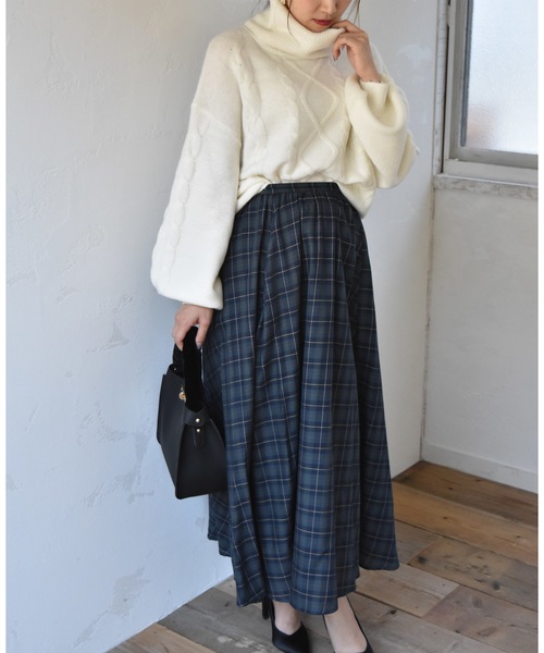 LHELBIE（レルビエ）の「サイドスリットボタンチェックボリュームスカート（スカート・レディース・ネイビー/イエロー/レッド・M）」の8枚目の写真