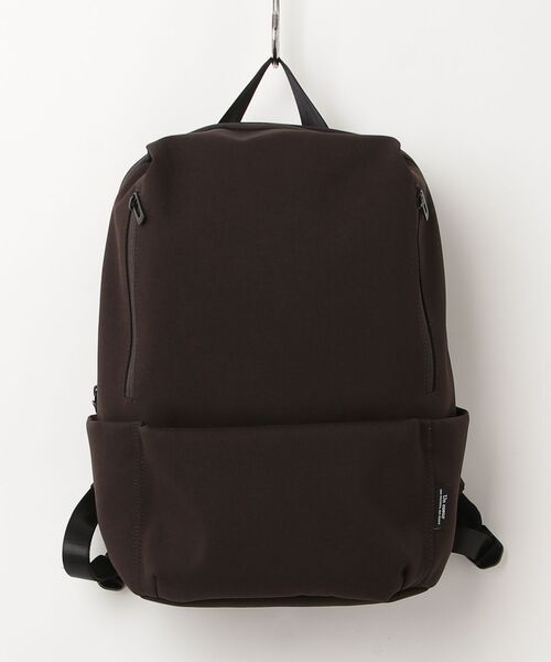 Un coeur(アンクール)の「【Un coeur/アンクール】TORO(Ⅱ) water repellent series day bag K908228N(バックパック/リュック・メンズ・ネイビー/ブラック/グレー/ブラウン・FREE)」の4枚目の写真