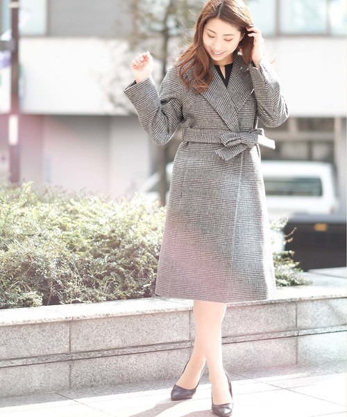 TRUDEA（トルディア）の「プレミアムカシミヤ混 ショールカラーコート（その他アウター・レディース・チャコールグレー/ブラック/ベージュ/ホワイト×ブラック・SMALL/MEDIUM/LARGE）」の11枚目の写真