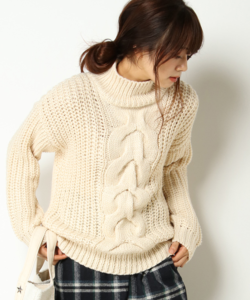 VENCEEXCHANGE(ヴァンスエクスチェンジ)の「ケーブルニットセーター(ニット/セーター・レディース・グレー/オフホワイト/グリーン・M)」の1枚目の写真