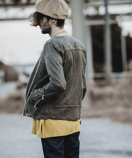 NO ID.（ノーアイディ）の「mj6150-ｱﾗﾍﾞｽｸﾉｰｶﾗｰｼﾝｸﾞﾙﾗｲﾀﾞｰｽJKT