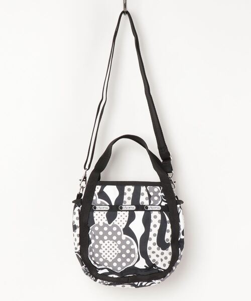 LeSportsac(レスポートサック)の「LeSportsac Small Jenni レスポートサック スモール ジェニー 2WAY ミニバッグ(ショルダーバッグ・レディース・その他1/その他2/その他3/ブラック系その他/その他21/ブラウン系その他/ピンク系その他/グリーン系その他/ベージュ系その他/ブラック系その他2/ブラック系その他3/ブラック系その他4/ブラック系1/ブラック系2/ブラック系3/ブラック系4/ブラック系5/ブルー系その他2/ブルー系その他3/ブルー系その他4/ピンク系その他2/ベージュ系その他2/ブルー系その他5/ブラック系6/ブラック系7/ピンク系その他3/ブラック系その他5/ピンク系その他4/ネイビー系1/ブラック系8/ネイビー系2/ブラック系9/ネイビー系3・FREE)」の2枚目の写真