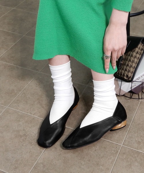 minia(ミニア)の「ブロックウッドヒールの切り替えパンプス/バブーシュ<2WAY> □(パンプス・レディース・ブラック/ベージュ/ブラウン/グリーン/アイボリー/パイソン・S/M/L/LL)」の3枚目の写真