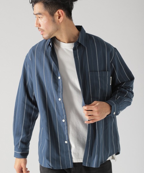 BAYFLOW（ベイフロー）の「TRワイドストライプシャツ（シャツ/ブラウス・メンズ・ベージュ/ネイビー/オフホワイト・SMALL/MEDIUM/LARGE）」の3枚目の写真