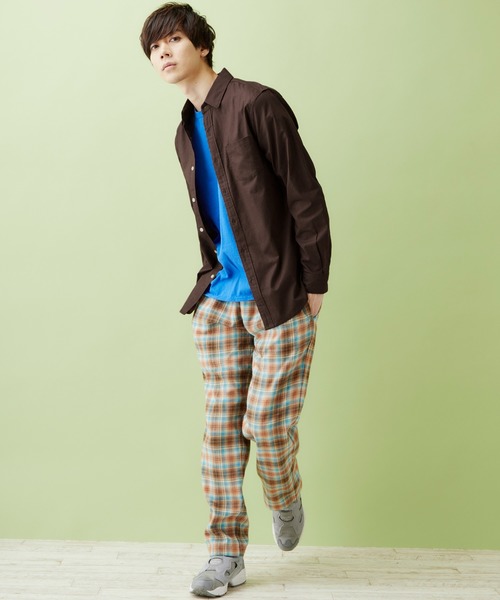 MONO-MART（モノマート）の「レギュラーカラー ストレッチリネンシャツ L/S (Natural cotton linen fabric)（シャツ/ブラウス・メンズ・ブラック/ベージュ/ネイビー/ブラウン/オフホワイト/ブラック系その他/グリーン系その他/ブルー系その他/オレンジ系その他・S/M/L）」の22枚目の写真