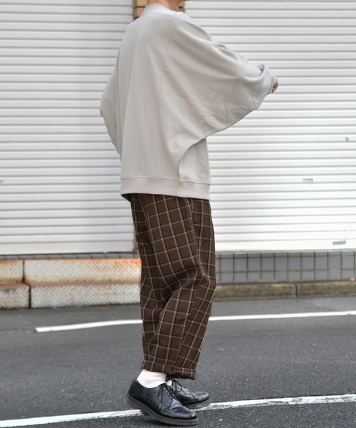 kutir（クティール）の「裏毛ドルマンスリーブスウェット/トレーナー（スウェット・メンズ・チャコールグレー/パープル/グレー/オレンジ/グリーン・MEDIUM/LARGE）」の11枚目の写真