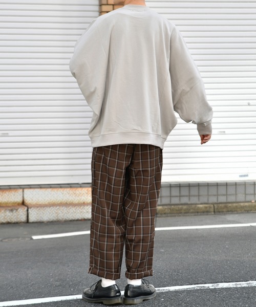 kutir（クティール）の「裏毛ドルマンスリーブスウェット/トレーナー（スウェット・メンズ・チャコールグレー/パープル/グレー/オレンジ/グリーン・MEDIUM/LARGE）」の12枚目の写真